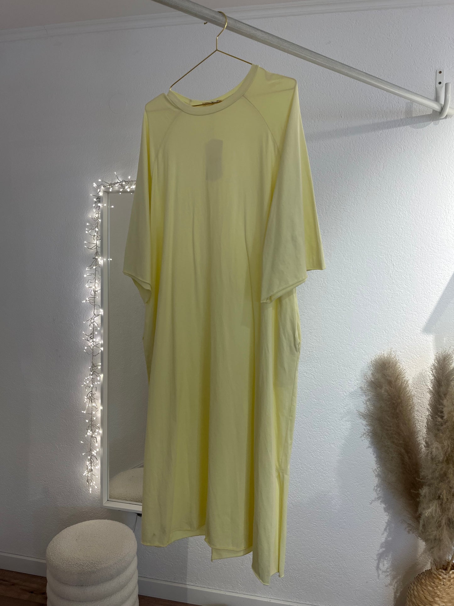 Dünnes T-Shirt Kleid