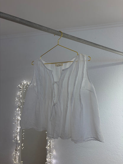 Leichte Bluse zum Knoten