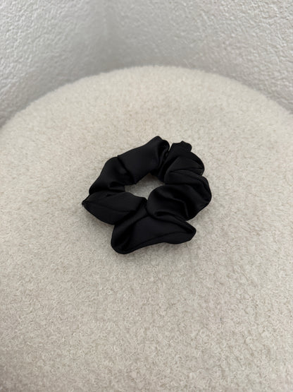 Große Seidenscrunchies versch. Farben