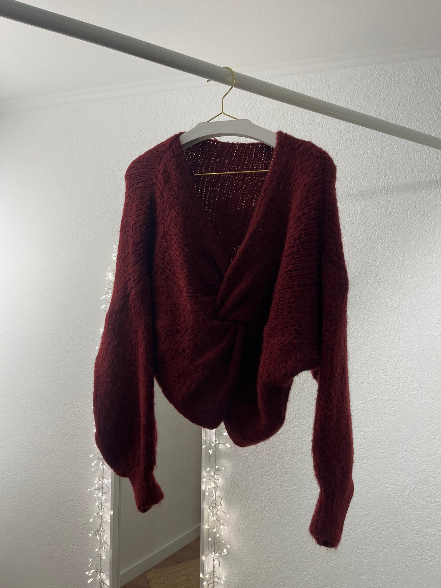 Eleganter Strickpulli mit Knoten Detail versch. Farben
