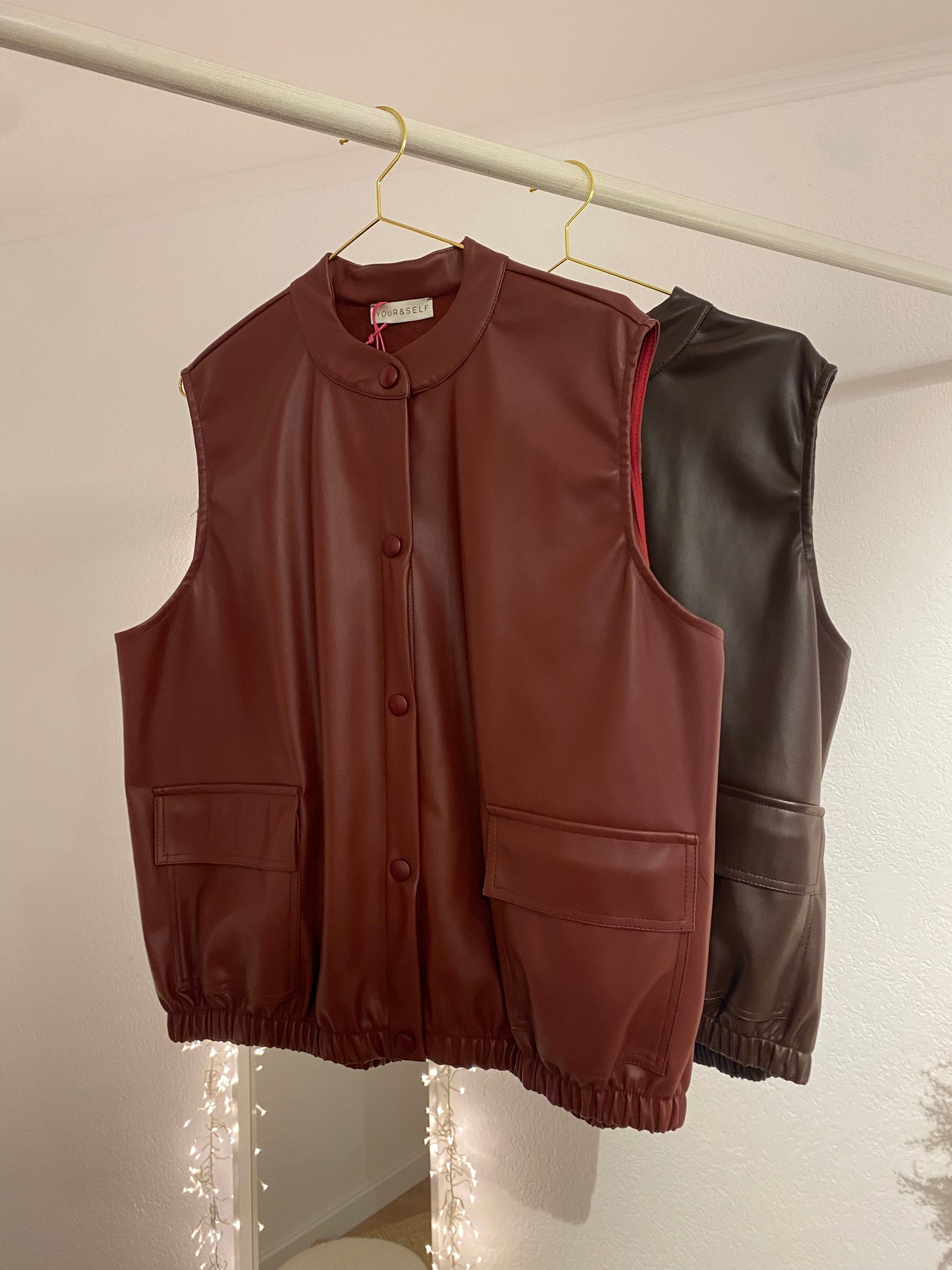 Kunstlederweste versch. Farben