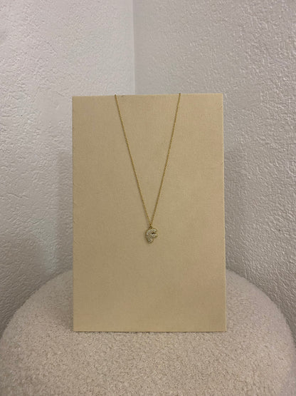 Buchstabenkette mit Glitzer