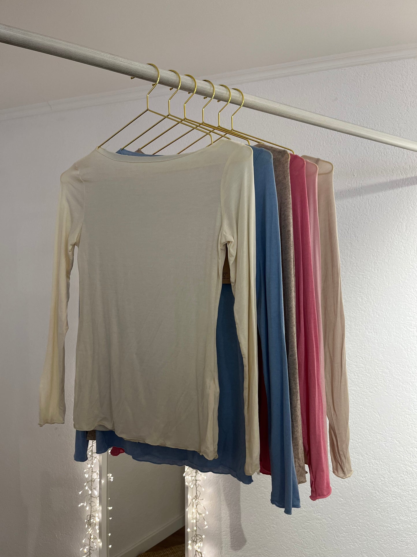 Dünnes Langarm Shirt versch. Farben