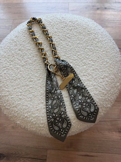 Handykette mit Bandana-Tuch vergoldet kurz