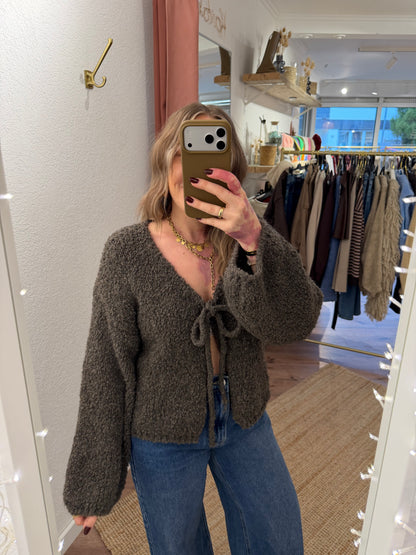 Boucle Cardigan versch. Farben