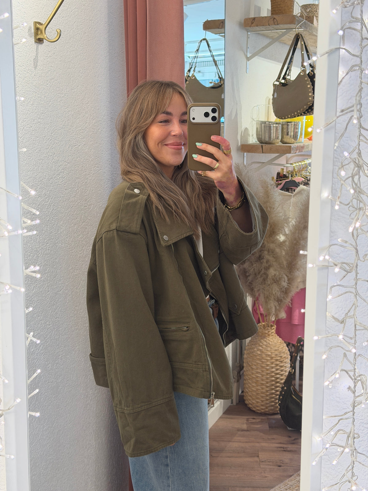 Oversized Jeansjacke im Bikerstil