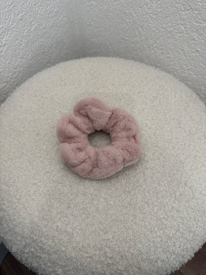 Flauschige Scrunchies versch. Farben