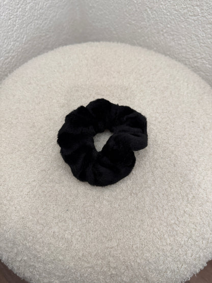 Flauschige Scrunchies versch. Farben