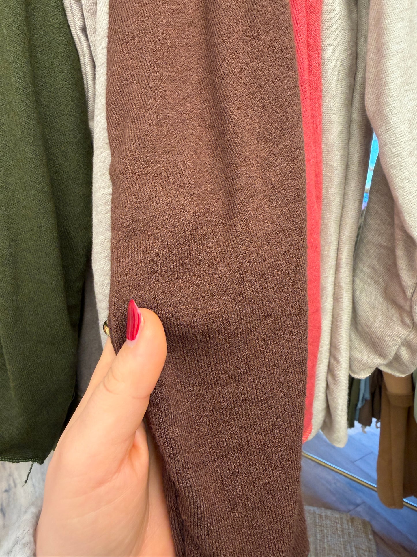 Kuschelige Basic Shirts versch. Farben
